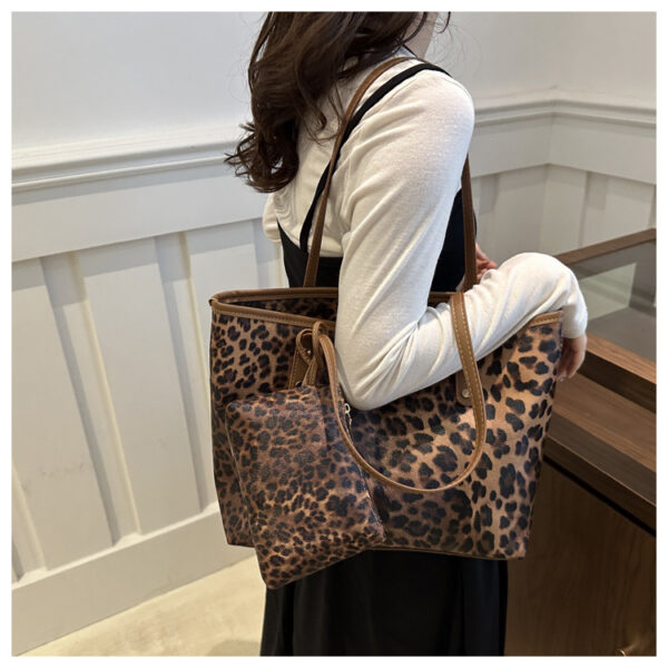 Leopard Print Tote Bag with Pouch - Image 3