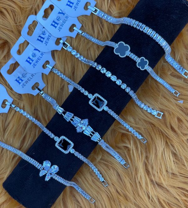 Stylish Ladies Bracelet - Image 4